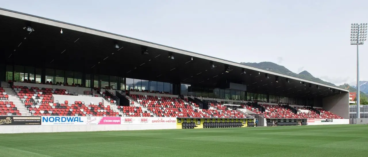 Schiaffi tra tifosi del Cosenza a Bolzano, sospeso il Daspo ad un ultras rossoblu