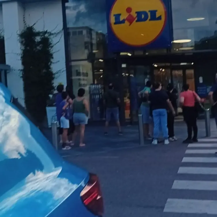 Allarme bomba genera il panico in un supermercato di Amantea ma si trattava di uno scherzo