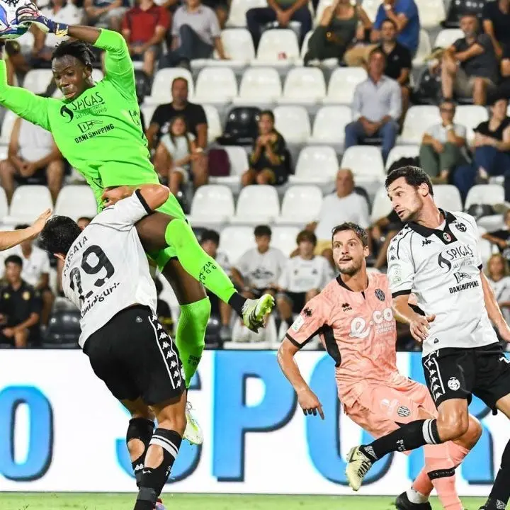 Serie B, si parte con il derby tra Cesena e Modena. Grande attesa per le sfide delle calabresi