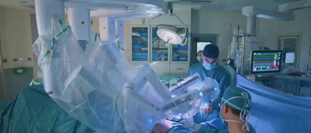 L’Unical attiva cinque scuole di specializzazione medica all’Ospedale di Cosenza, il rettore Leone: «Un risultato straordinario»