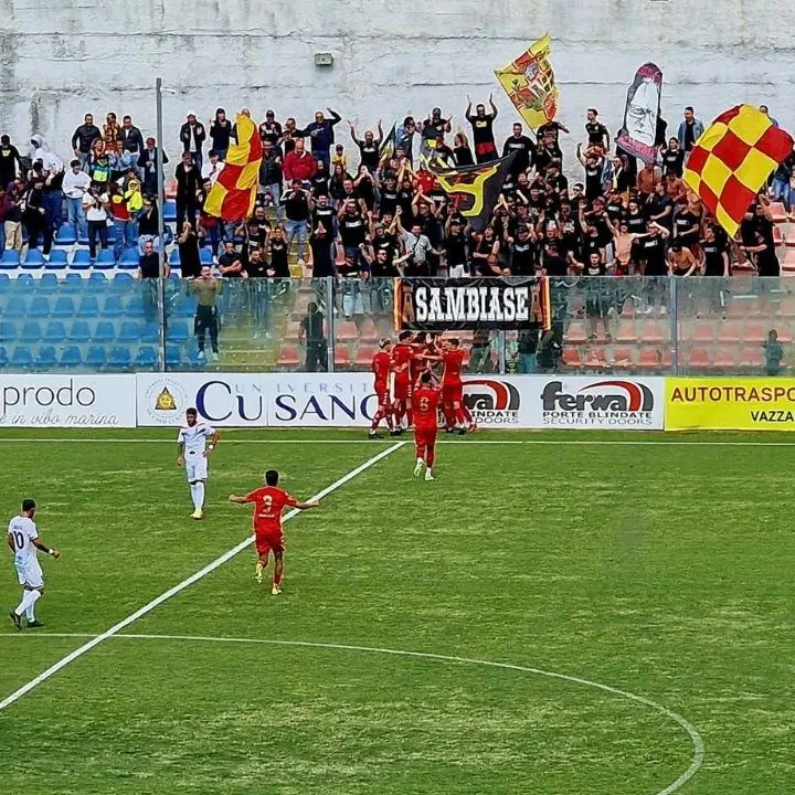 Vibonese, la stagione casalinga inizia con un ko. Il Sambiase sbanca il Razza per 0-1