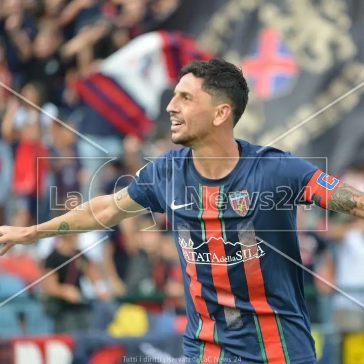 Serie B, il Cosenza batte 2-1 la Sampdoria: al Marulla D’Orazio e Strizzolo affondano i liguri