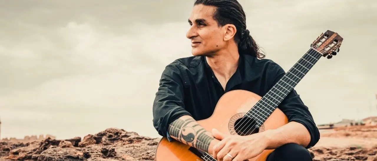 Le interviste del Premio letterario Caccuri, su LaC OnAir questa sera Daniele Fabio