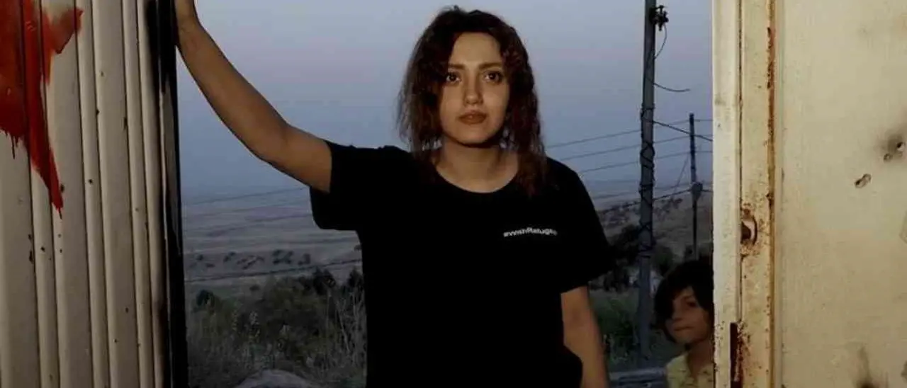 L’attivista curdo-iraniana Maysoon detenuta a Reggio: mercoledì l’udienza a Crotone per difendersi dall’accusa di essere una scafista