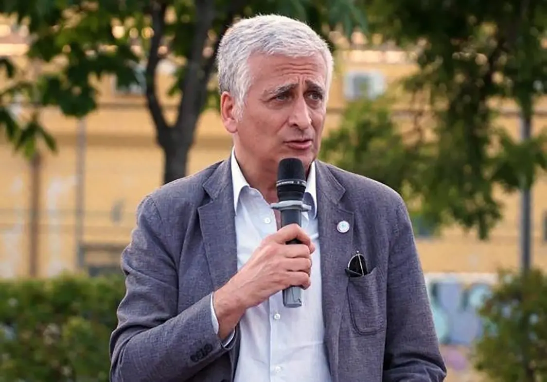 Corigliano Rossano, Graziano difende il segretario comunale: «Gli attacchi rivolti a Paolo Lo Moro sono gratuiti»