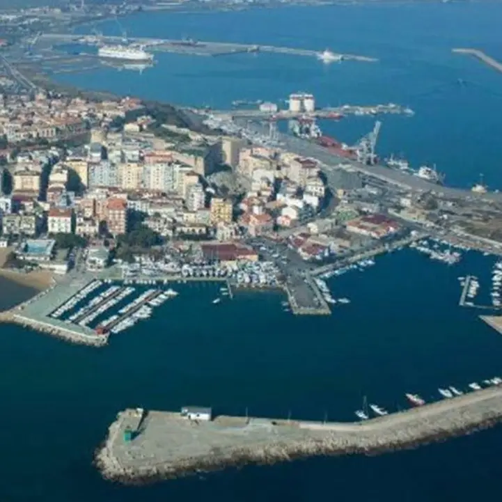 Porto di Crotone, Agostinelli: «Daremo un nuovo volto e una maggiore funzionalità allo scalo portuale»