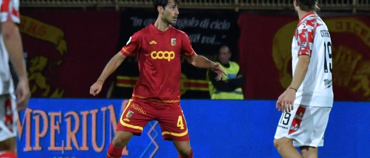 Catanzaro-Cremonese, Aquile beffate a due minuti dal 90’: Barbieri segna il gol del definitivo 2 a 1 per gli ospiti