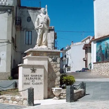 San Giorgio Albanese, oggi è il gran giorno del percoco: un evento per celebrare tradizione e identità