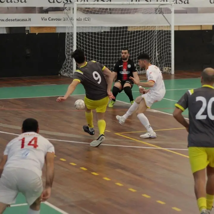 Calcio a 5, la carica dei 123: incetta di gol nelle prime 18 gare del turno. La Coppa Calabria inizia con il botto