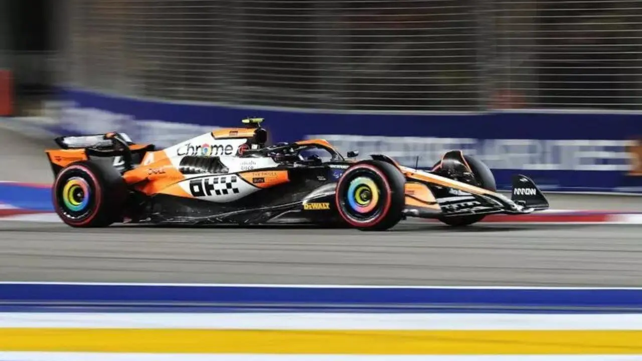 Formula Uno, Norris vince il Gp di Singapore. Dietro di lui Verstappen e Piastri, male la Ferrari