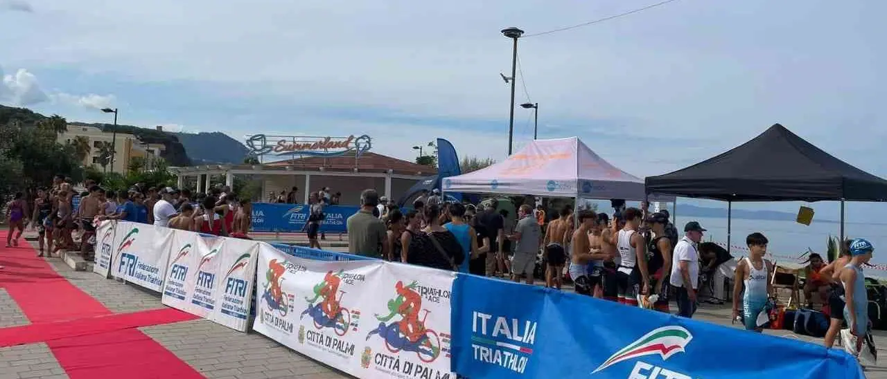 A Palmi la quinta edizione della Triathlon Race: 300 atleti da tutta Italia in gara tra le meraviglie della Costa Viola