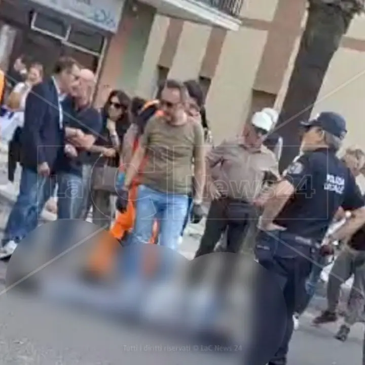 Corigliano Rossano, incidente stradale su Viale della Repubblica: investito un pedone