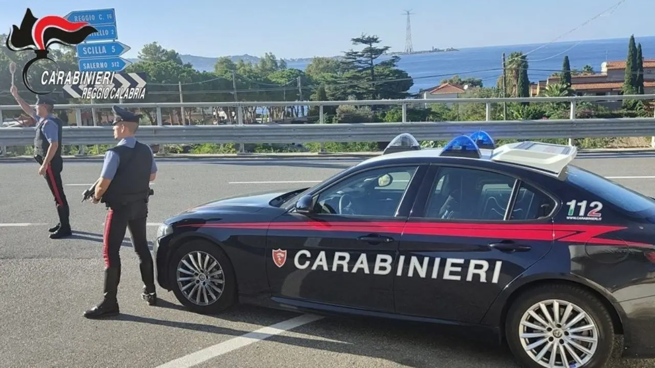 Inseguimento a Villa San Giovanni, arrestato un uomo per resistenza a pubblico ufficiale