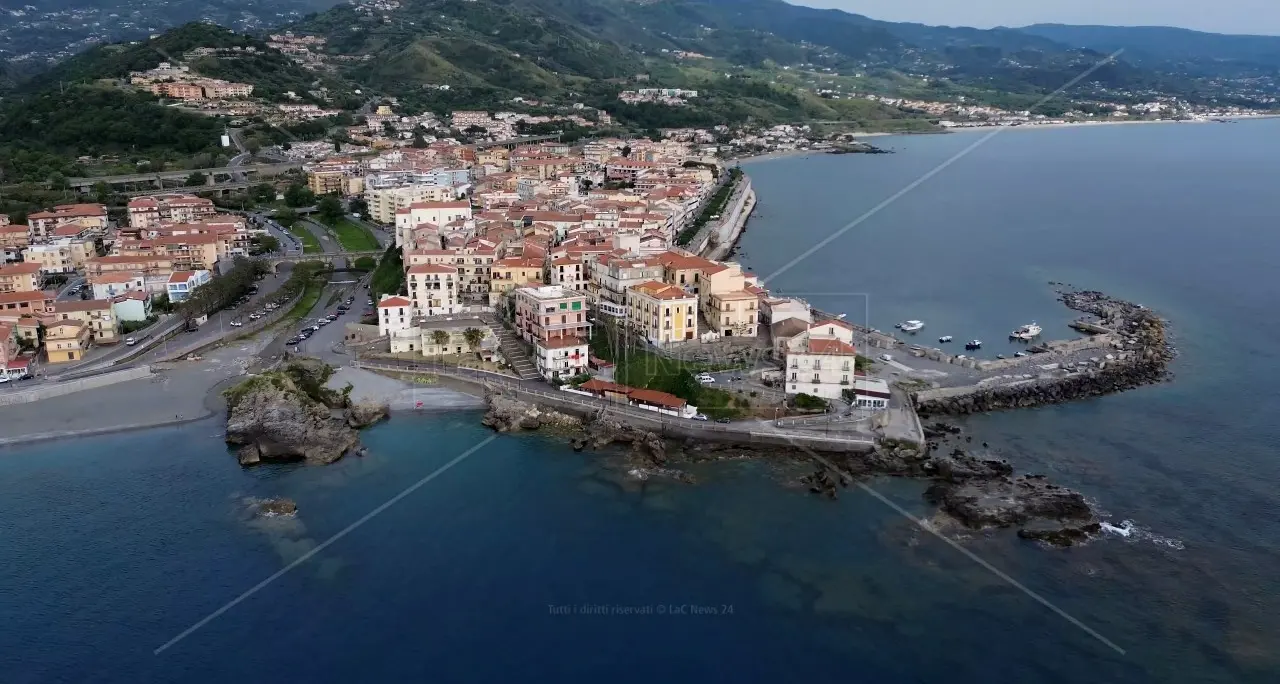 Porto di Diamante,\u00A0si avvicina un sogno atteso da quarant’anni\n