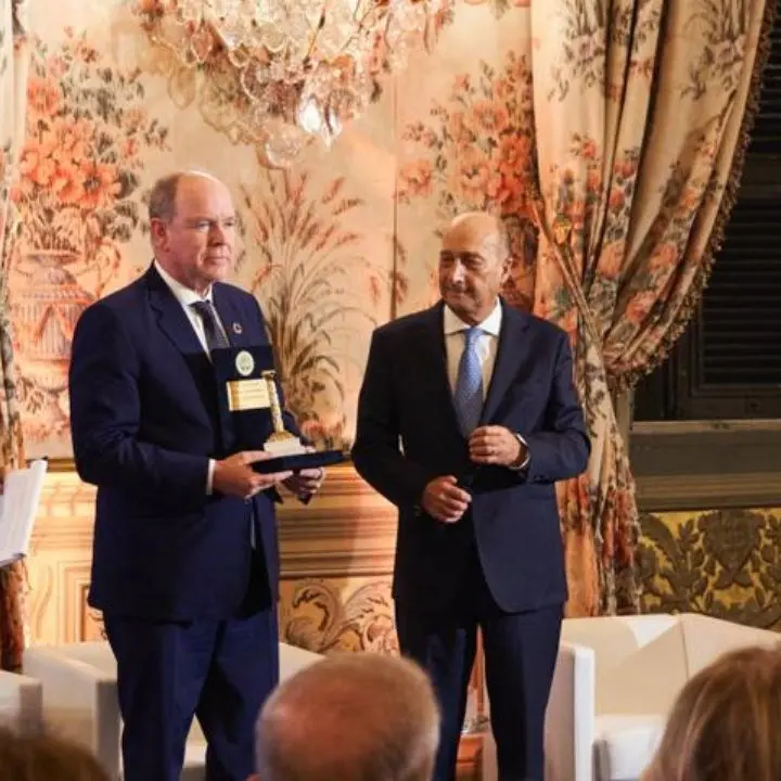 Il Premio internazionale Magna Grecia al principe Alberto II di Monaco