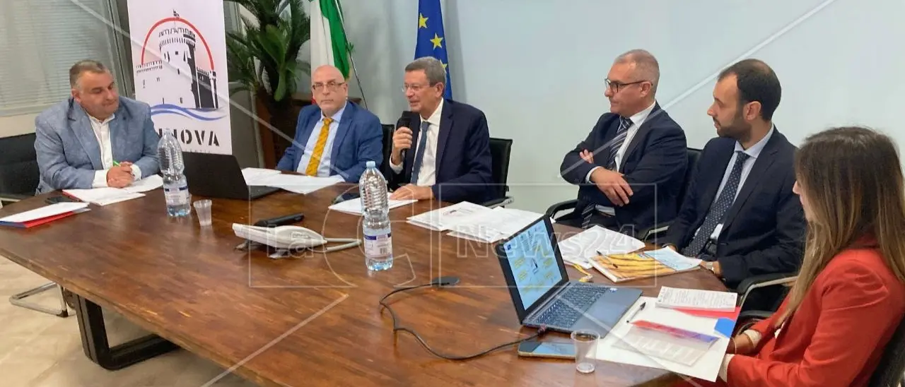 Gestione migranti, la Prefettura di Vibo Valentia illustra il progetto Innova per migliorare l’accoglienza