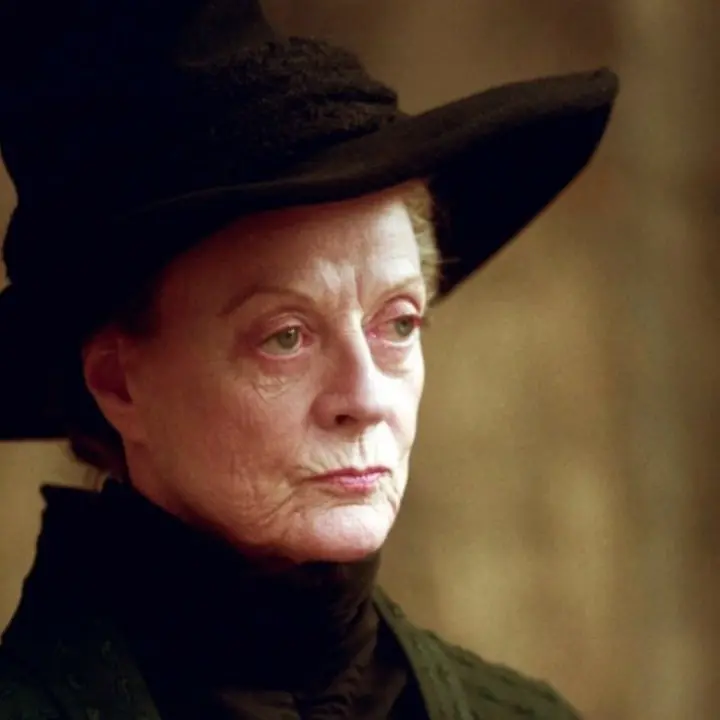 Muore a 89 anni l’attrice Maggie Smith, l’indimenticabile professoressa McGranitt di Harry Potter