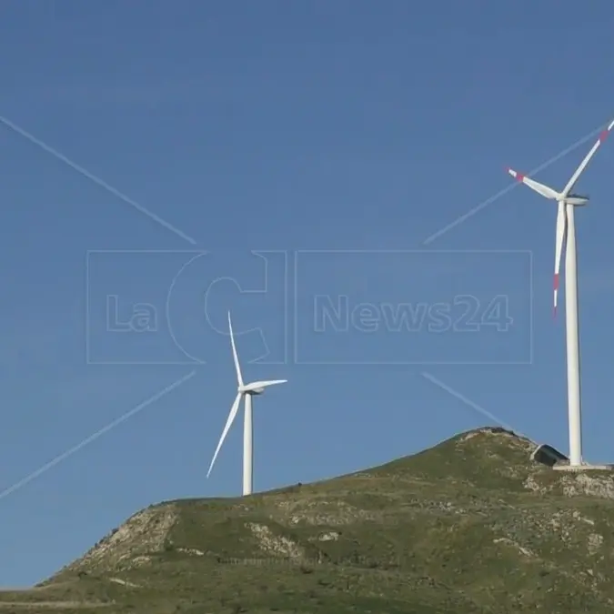 La surreale storia del parco eolico tra Serre e Aspromonte: l’iter procede ma al comune di Agnana nessuno sa niente