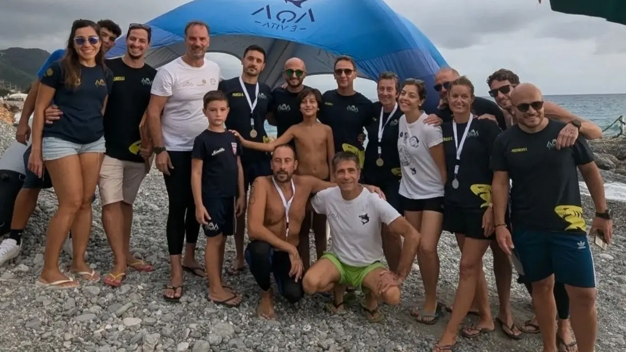 Nuoto, “Da Zero a 1400” termina con la Queen’s Race allo scoglio della Regina