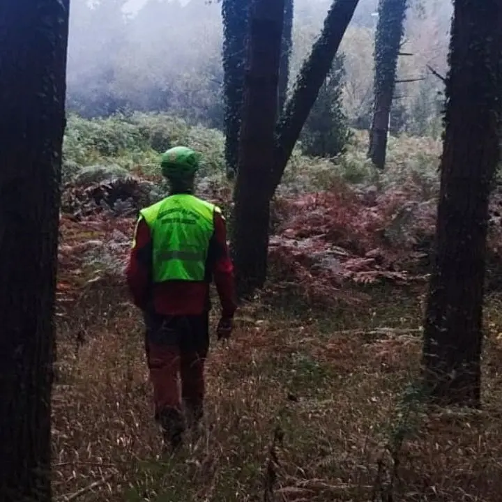 Disperso di 71 anni nel Catanzarese, concluse le ricerche del soccorso alpino. Restano al lavoro i vigili del fuoco
