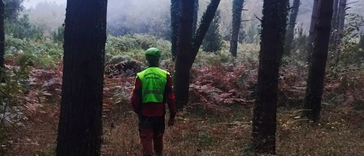 Disperso di 71 anni nel Catanzarese, concluse le ricerche del soccorso alpino. Restano al lavoro i vigili del fuoco