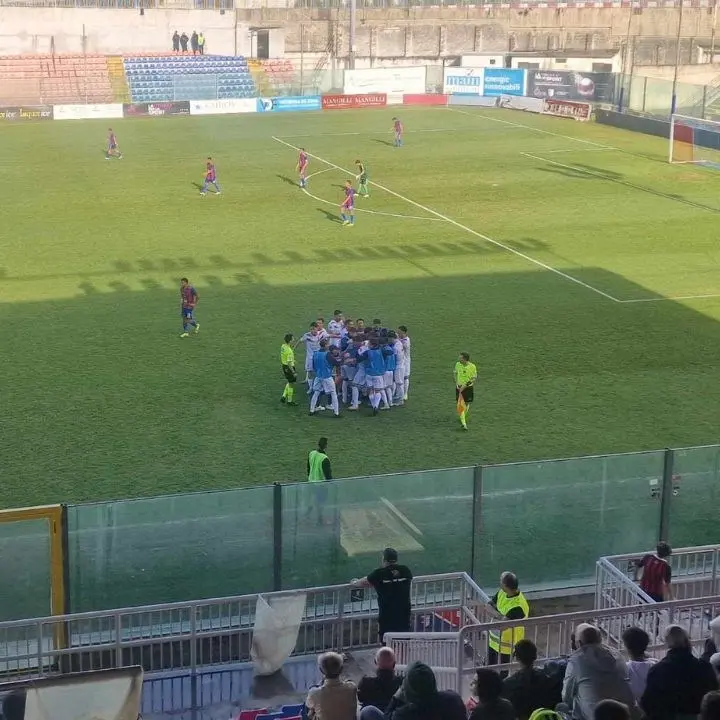 Vibonese-Pompei 4-3, i rossoblù trovano la prima vittoria stagionale: pirotecnico poker contro i campani