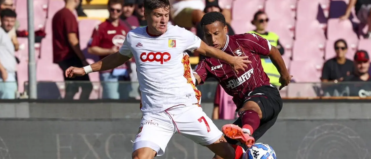 Salernitana-Catanzaro, le Aquile tornano dall’Arechi con un buon punto: finale 0 a 0