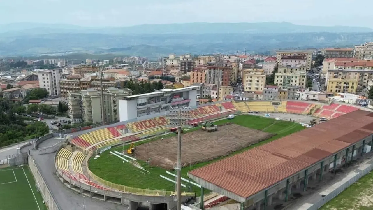 Lavori al Ceravolo di Catanzaro, Forza Italia replica a Buccolieri:\u00A0«Se Gregorio rinnega il Buccolieri di “Tribuna Gianna”»\n