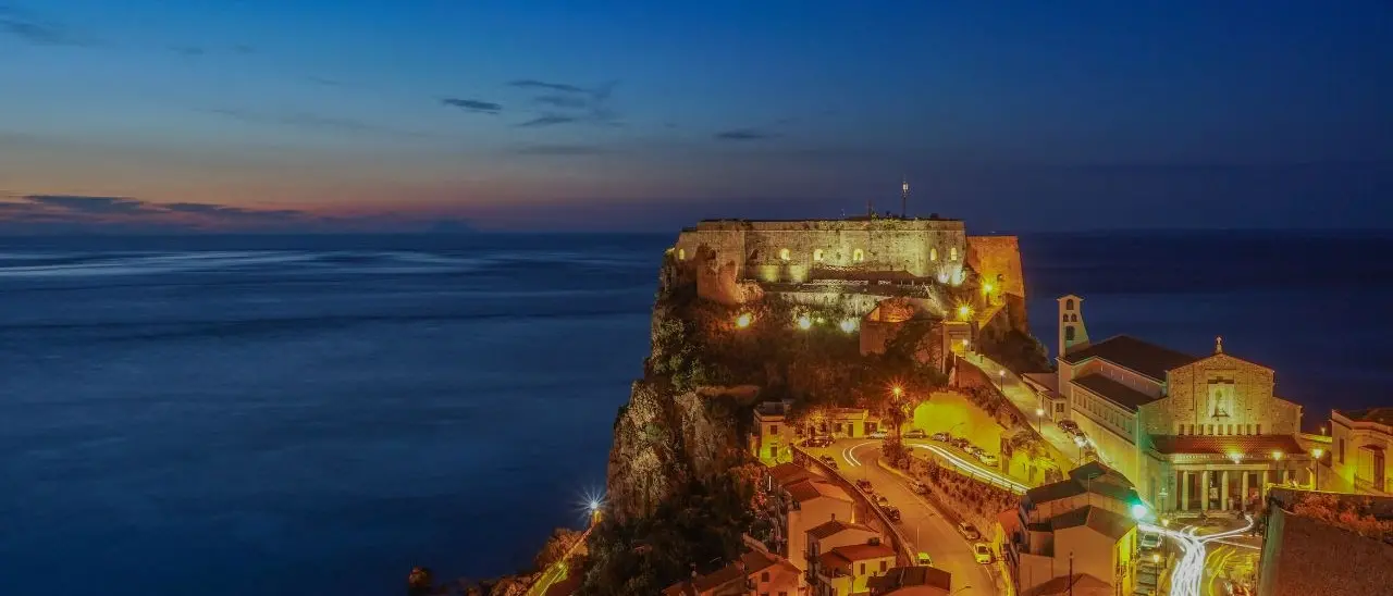 Scilla guarda al futuro con un piano integrato tra mare e montagna: il Parco Marino diventa parte di una strategia condivisa\n