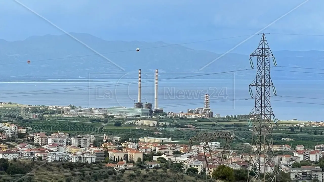 Quel bisogno di energia ed una centrale (amata e odiata) che ha contribuito allo sviluppo di Rossano e Corigliano