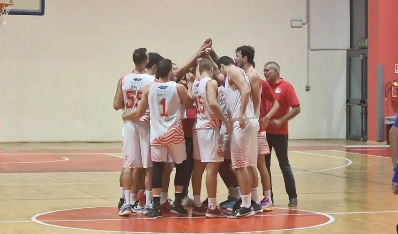 Basket, il progetto Bim Bum Rende convince: esordio con vittoria in Serie B