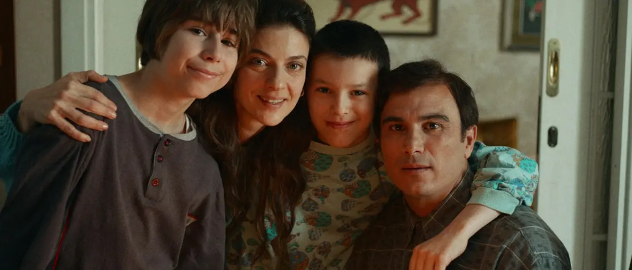 Dagli applausi a Venezia al ritorno a Cosenza. Francesco Costabile lunedì presenta il suo “Familia”