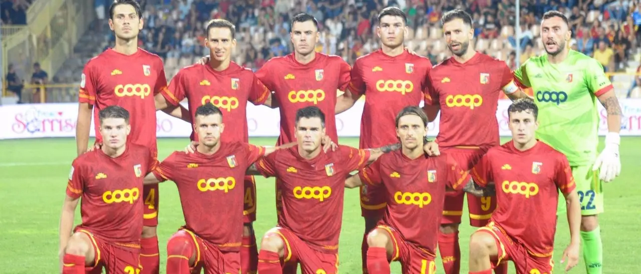 Catanzaro, la difesa giallorossa non tradisce: i numeri di un reparto da cui si può ripartire