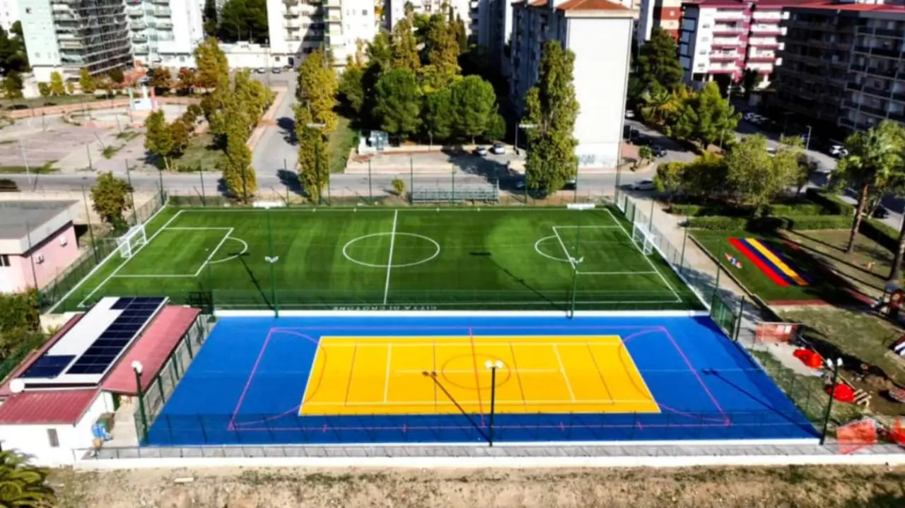 Crotone, inaugurato un impianto sportivo realizzato coi fondi Pnrr. Il sindaco Voce: «Trasformiamo i nostri quartieri»