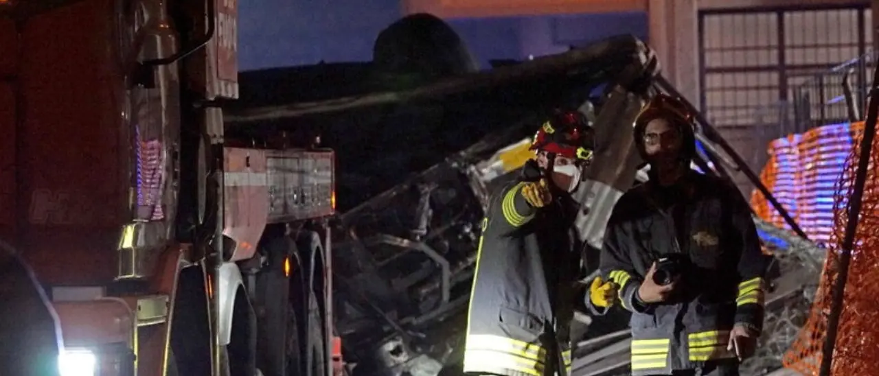 Un anno fa la tragedia del bus di Mestre: ancora nessuna verità per le famiglie delle 22 vittime dell’incidente