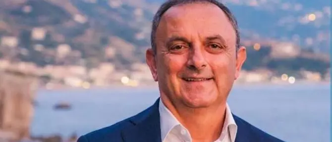 Irto, Bevacqua e Iacucci esprimono vicinanza al sindaco di Cetraro: «Si è dimesso per amore comunità»