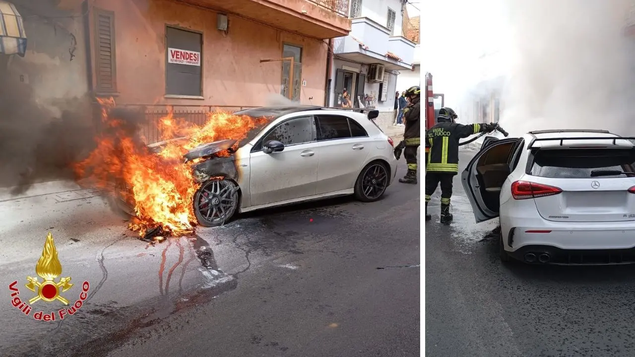 Isola Capo Rizzuto, auto prende fuoco in pieno centro: illeso il conducente