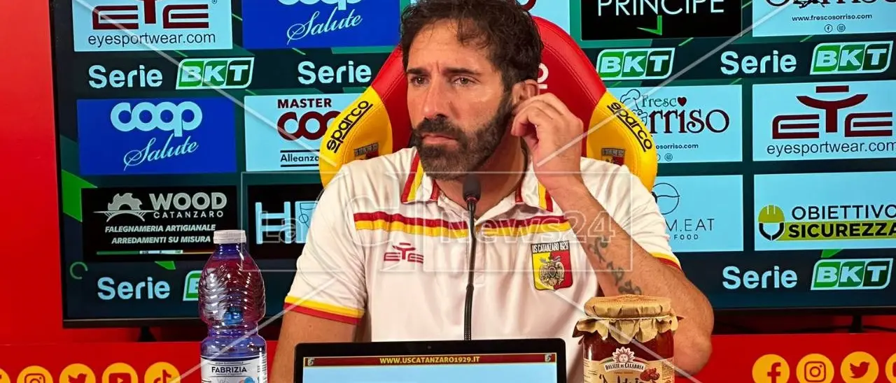 Catanzaro-Modena 2-2, Caserta: «Non abbiamo giocato bene ma il rigore che non ci hanno concesso era netto»