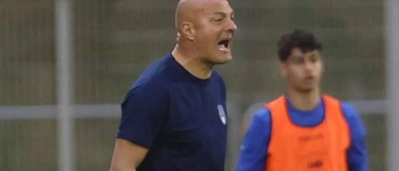 Serie D, salta la panchina del Locri: la società amaranto esonera Umberto Scorrano