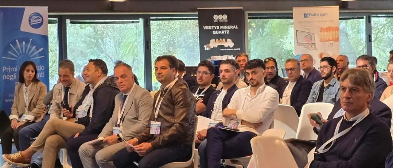 Il congresso nazionale Cna Odontotecnici fa tappa per il Sud a Maida e punta al digitale