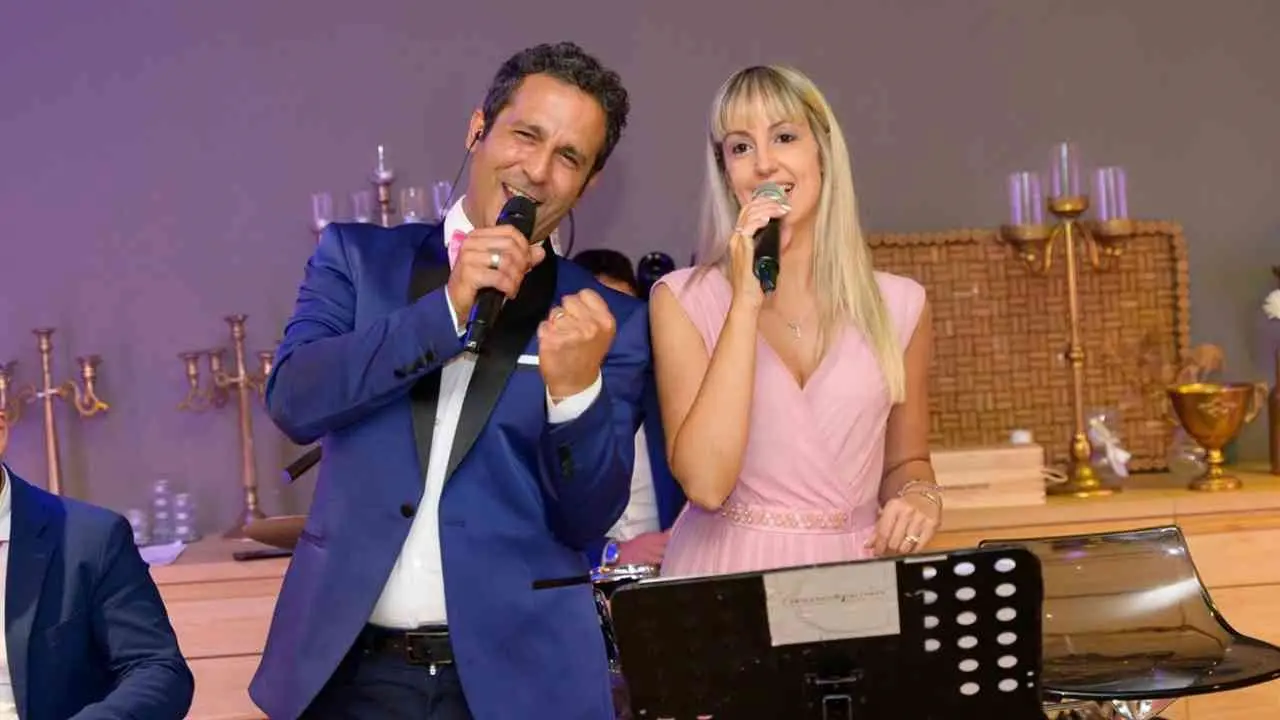 Celestino, un artista poliedrico: cantante, presentatore e showman completo. E grande esperto di eventi e matrimoni