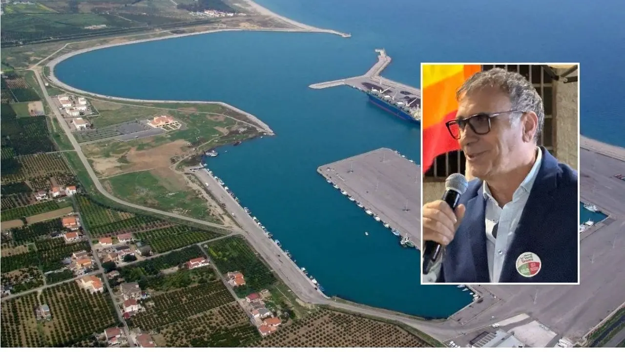 No di Baker Hughes, Campana (Avs) contro Agostinelli: «Autorità portuale responsabile, per Corigliano Rossano meglio Taranto»