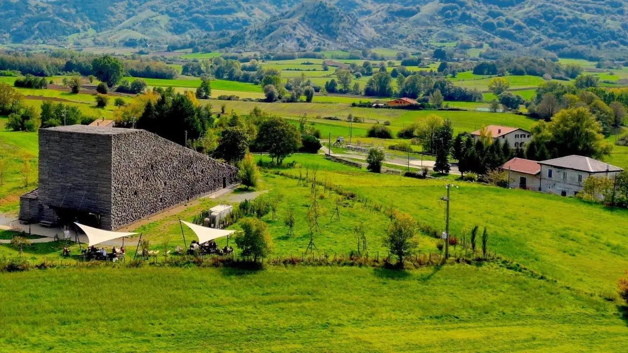 Oscar dell’Ecoturismo, tra le sette realtà premiate in Italia anche la Ciclovia dei Parchi della Calabria e Catasta Pollino