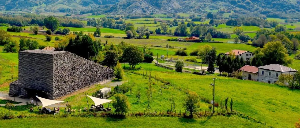 Oscar dell’Ecoturismo, tra le sette realtà premiate in Italia anche la Ciclovia dei Parchi della Calabria e Catasta Pollino