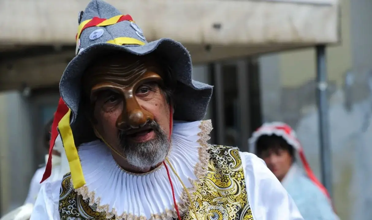 Columbus day, 80 maschere di Carnevale italiane pronte a partecipare alla parata di New York: c’è anche il calabrese Giangurgolo