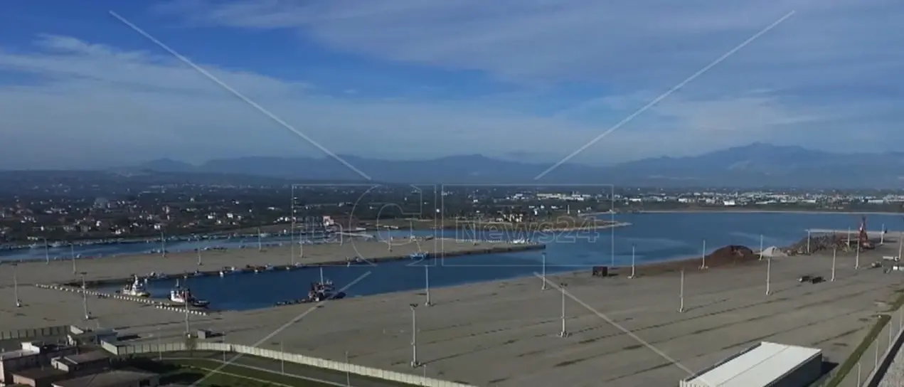 Baker Hughes, Bulzomì (Udc): «Faremo il possibile per mantenere l’investimento in Calabria»