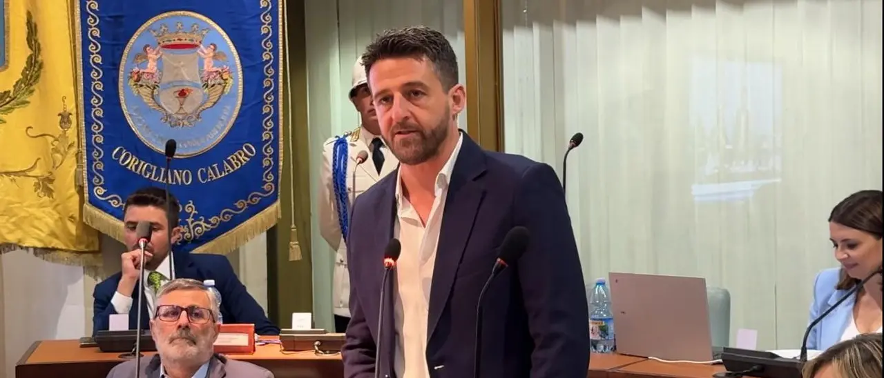 Baker Hughes, il sindaco Stasi attacca: «Avrei dovuto fare carte false per trattenerli? Chi mi critica abbia il coraggio di dirlo»