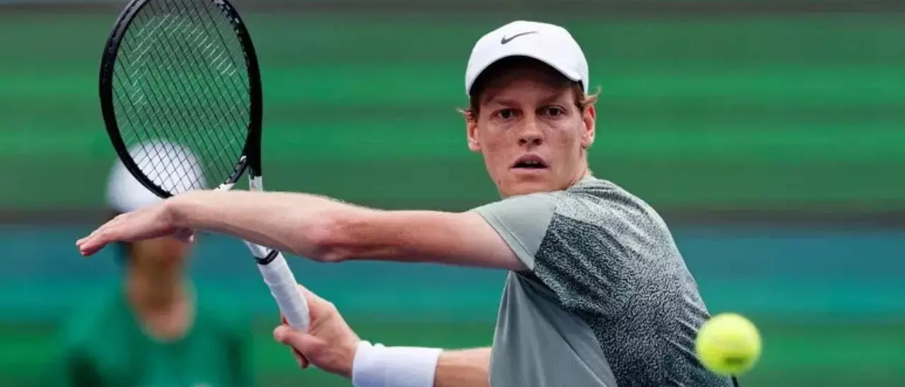 Atp di Shanghai, Sinner batte Machac e vola in finale: chiuderà l’anno da numero uno al mondo