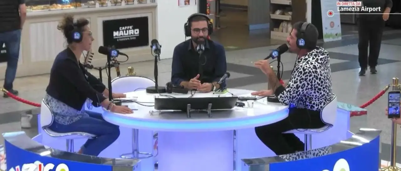 Dalla terra alle note: eccellenze agricole in vetrina alla fiera AgriCleto mentre la musica di Peppe Sapone incanta le piazze calabresi