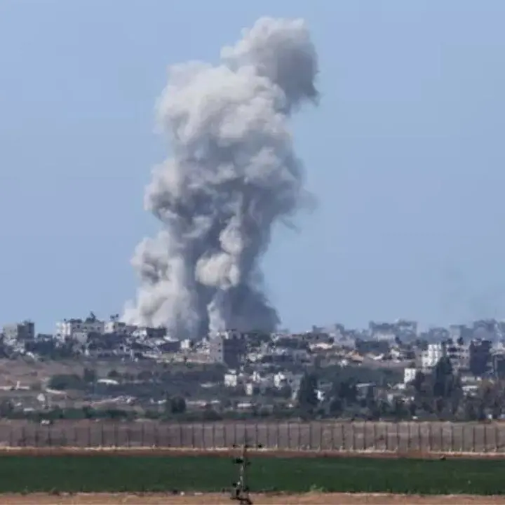 Medio Oriente, ancora bombe israeliane su Gaza: almeno 22 morti